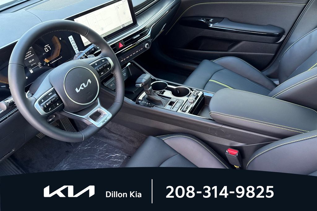 2026 Kia K5 GT - Photo 10