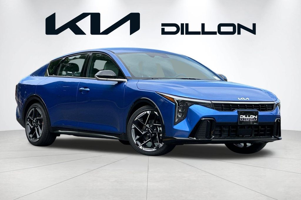 2026 Kia K4 GT-Line AT's photo