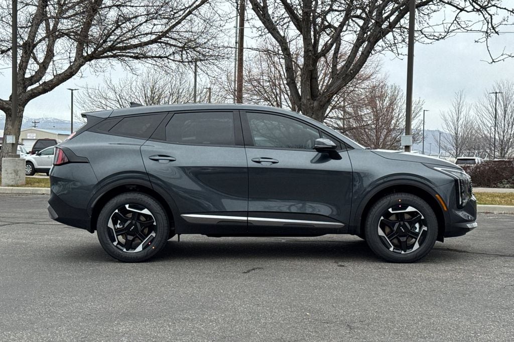 New 2026 Kia Sportage Hybrid S SUV