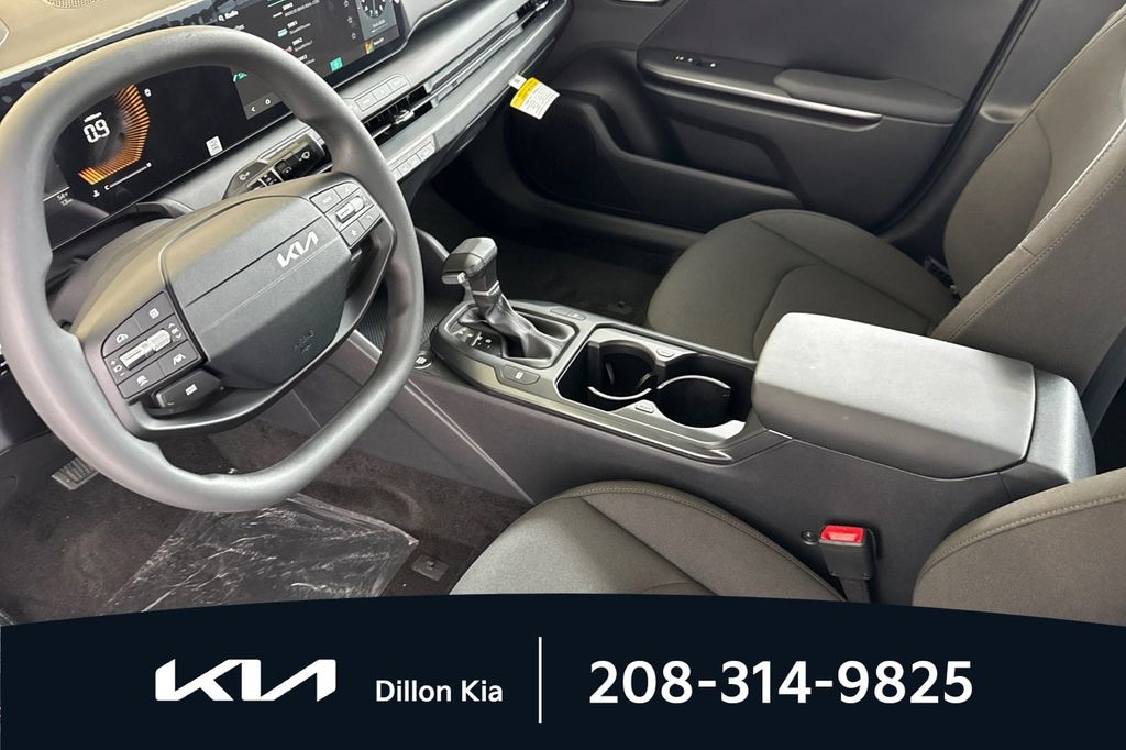 New 2026 Kia K4 LXS Sedan