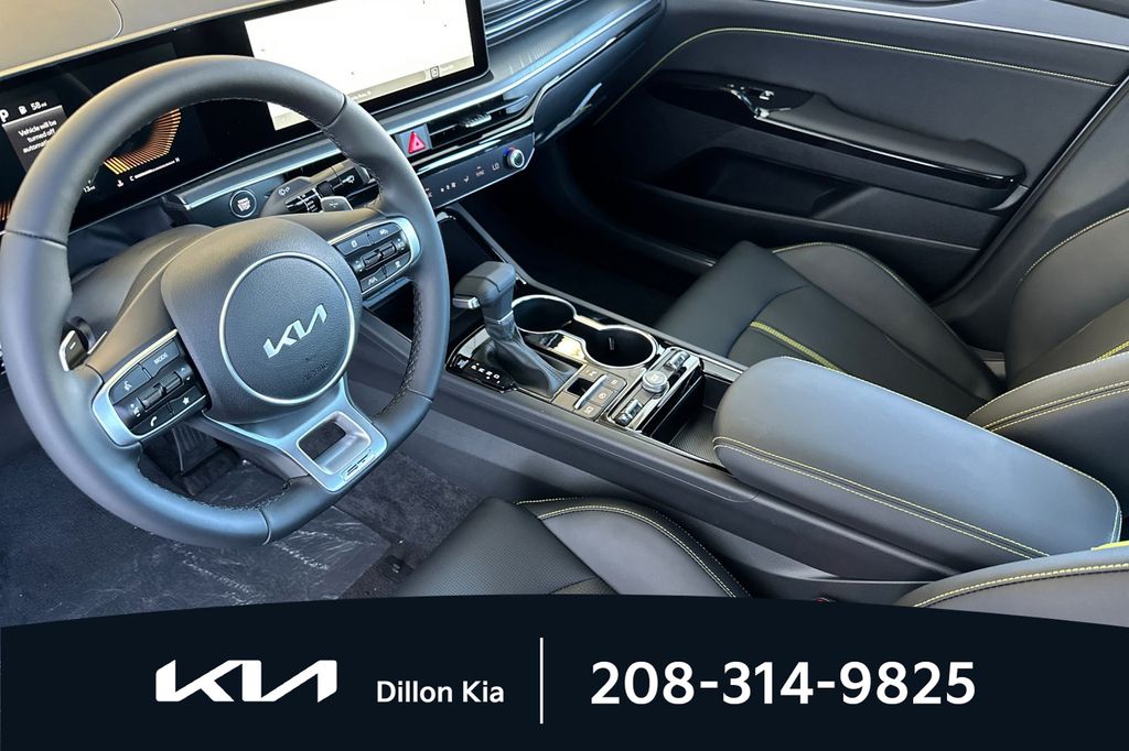 2026 Kia K5 GT - Photo 10