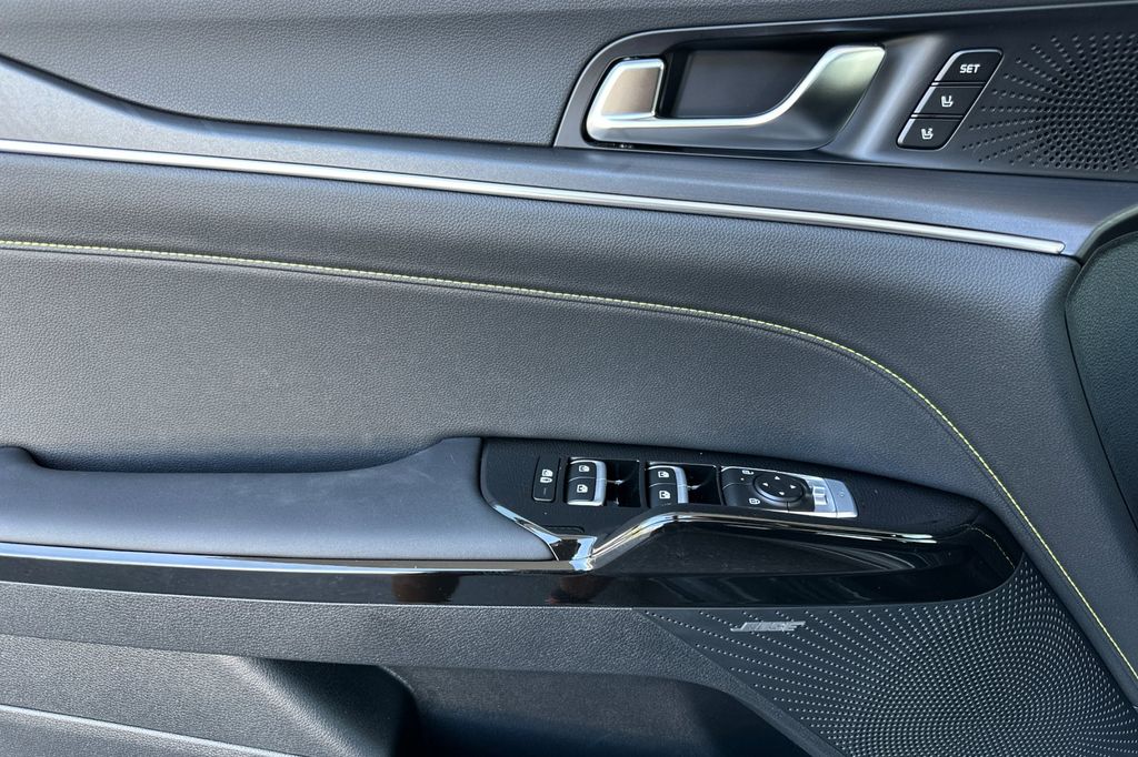 2026 Kia K5 GT - Photo 13