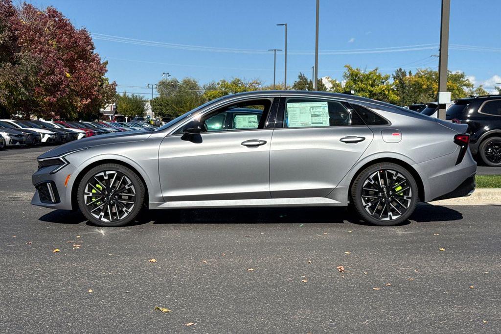2026 Kia K5 GT - Photo 10