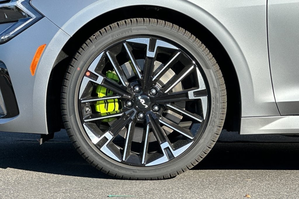 2026 Kia K5 GT - Photo 29
