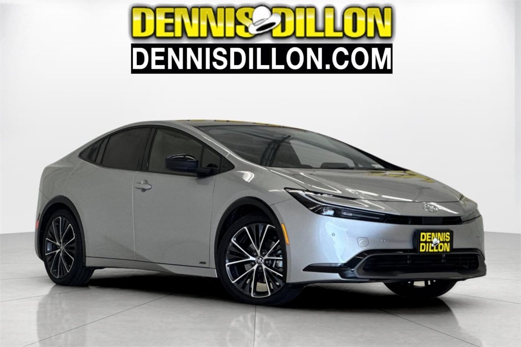 2024 Toyota Prius XLE's photo