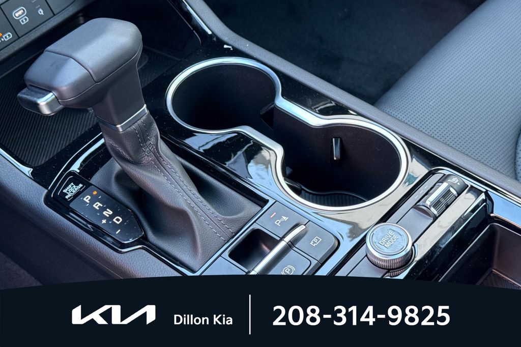 2026 Kia K5 GT - Photo 21