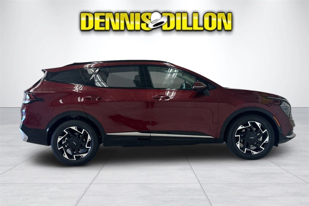 2025 Kia Sportage photo 3