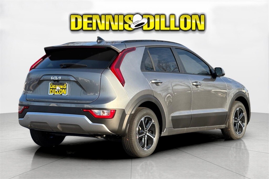 2026 Kia Niro EX Premium photo 2