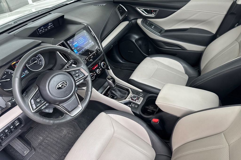 2024 Subaru Forester Limited - Photo 10