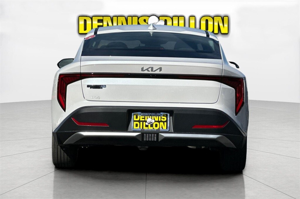 New 2025 Kia K4 LX Sedan