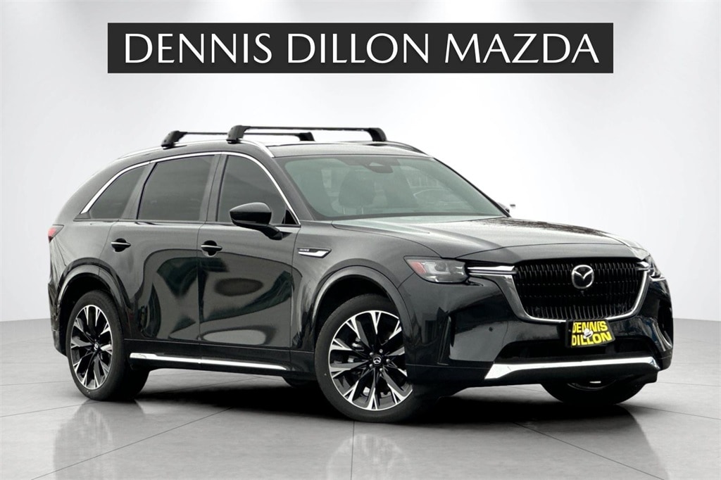 2025 Mazda CX-90 Premium Package's photo