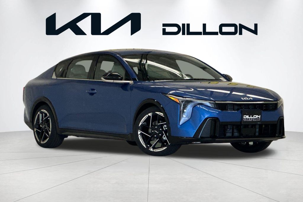 2026 Kia K4 GT-Line AT's photo