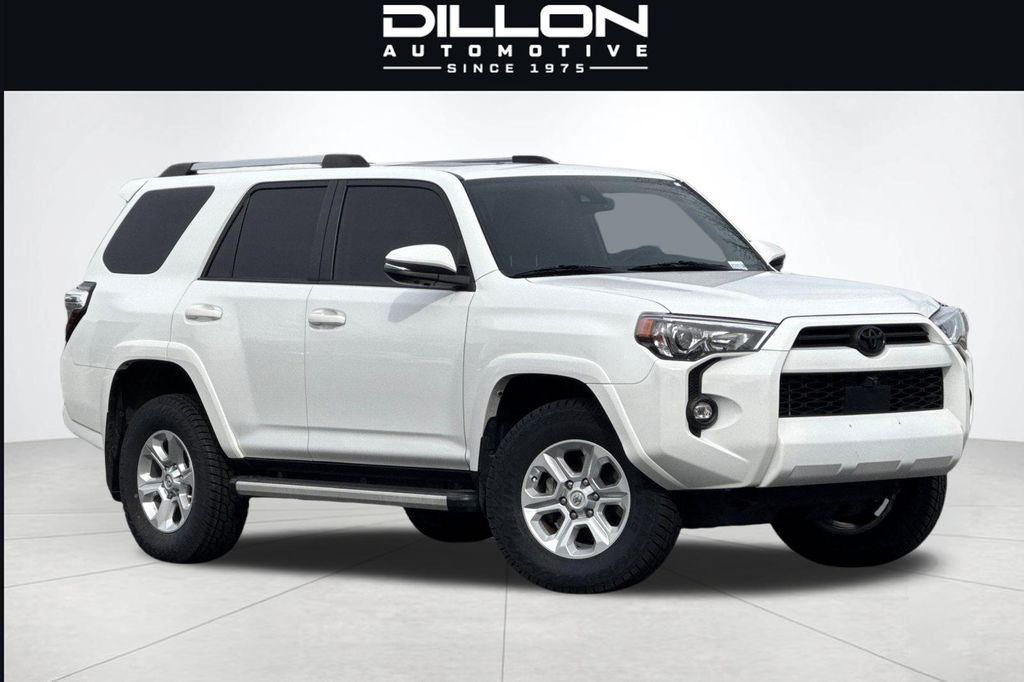 2023 Toyota 4Runner SR5 Premium 4WD V6's photo