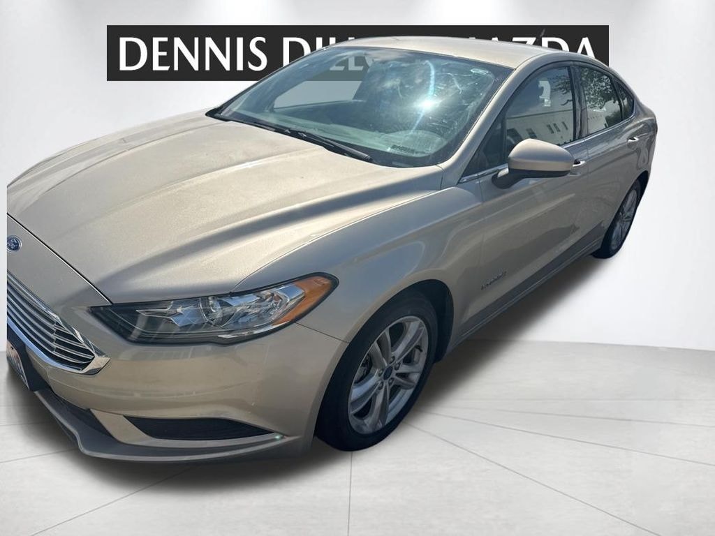 Used 2018 Ford Fusion Hybrid SE Sedan
