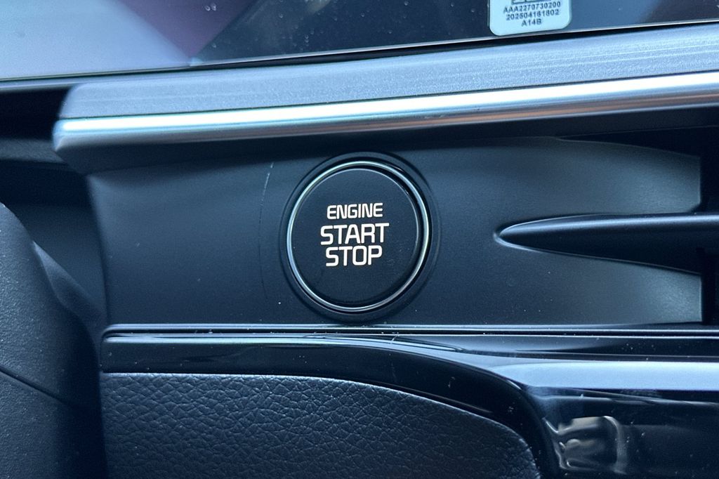 2026 Kia K5 GT - Photo 21