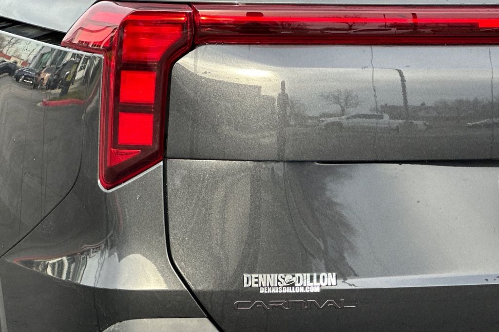 2025 Kia Carnival SX - Photo 26