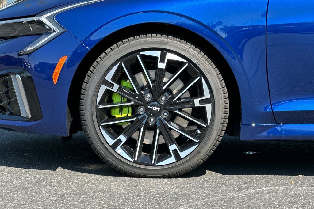 2026 Kia K5 GT - Photo 25