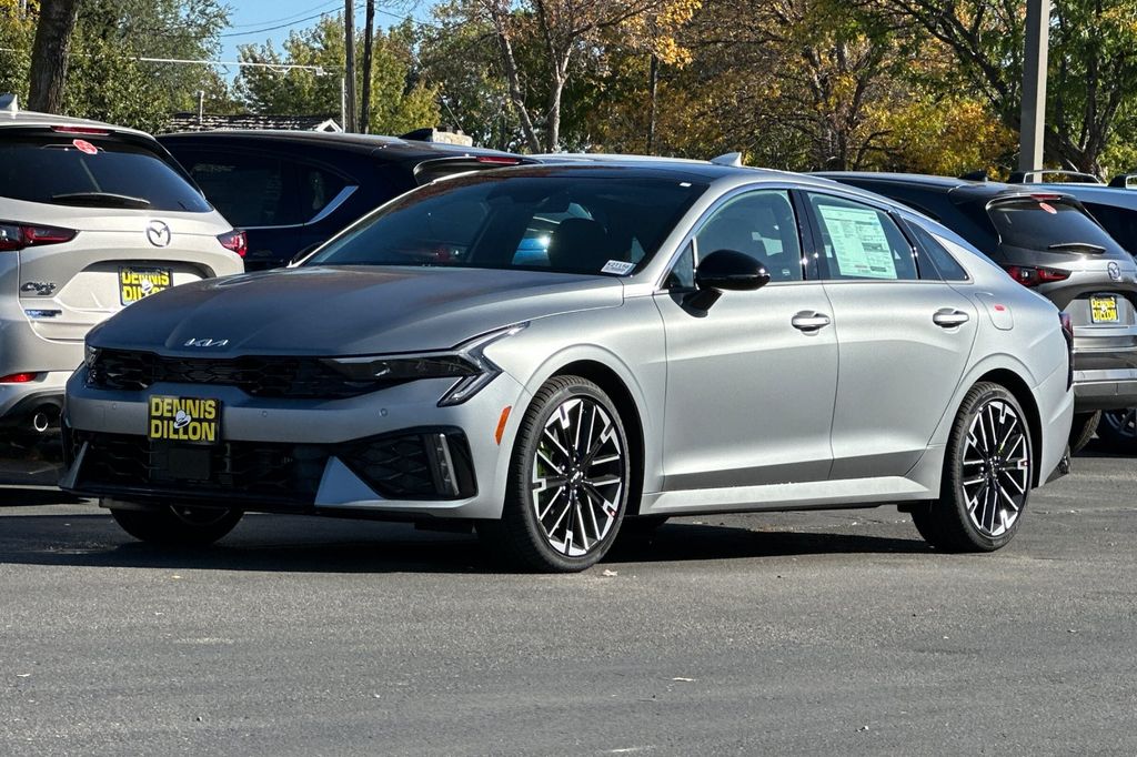2026 Kia K5 GT - Photo 11