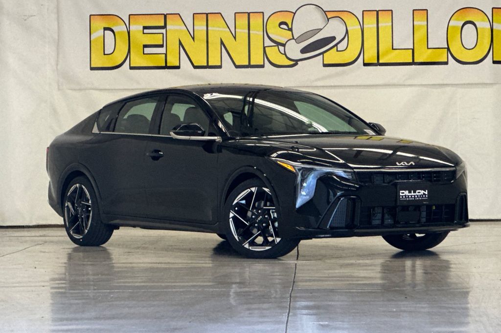 2026 Kia K4 GT-Line AT's photo