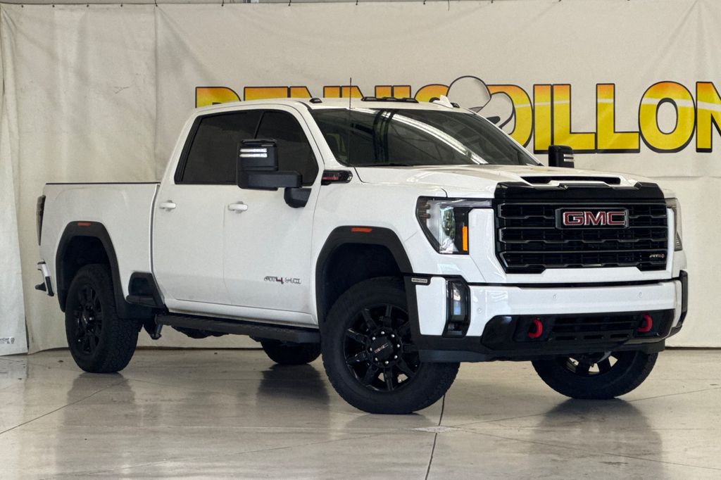 2024 GMC Sierra 4WD Crew Cab Standard Box AT4's photo