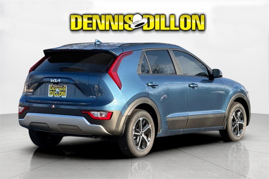 2026 Kia Niro EX Premium photo 2