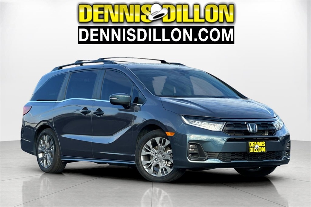 2025 Honda Odyssey Touring's photo
