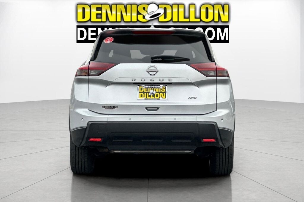 Used 2025 Nissan Rogue SV SUV
