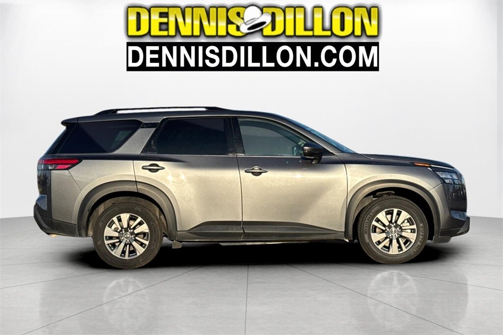 Used 2024 Nissan Pathfinder SV SUV