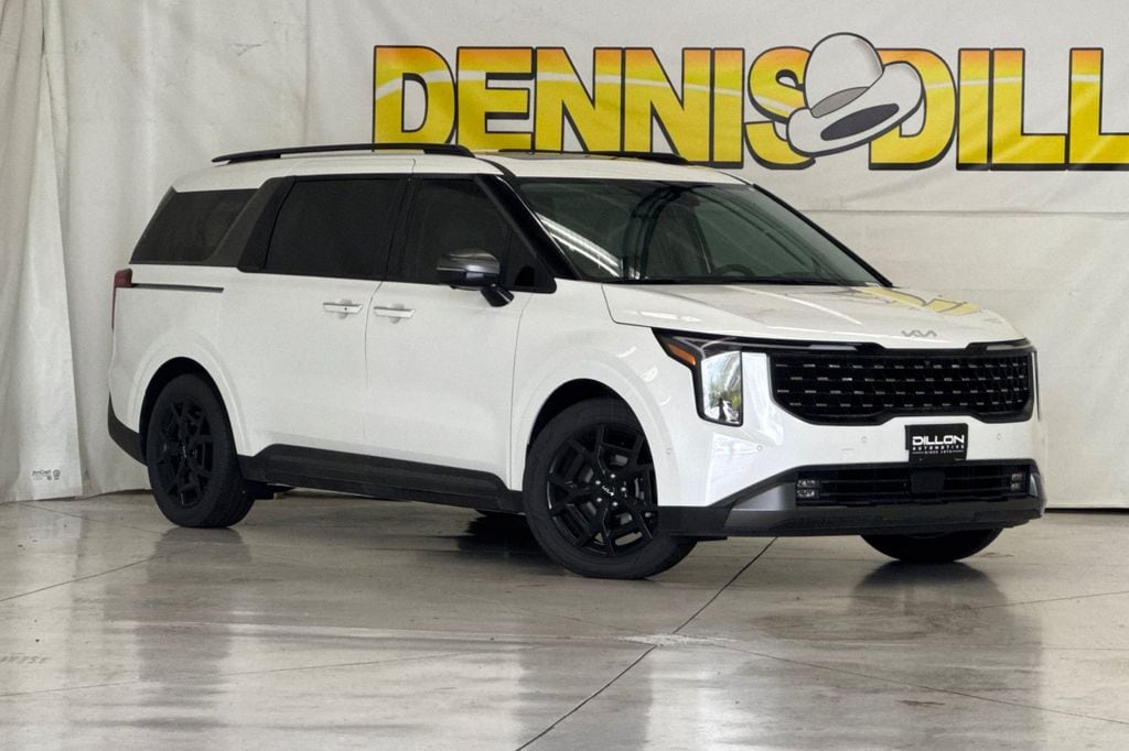 2025 Kia Sedona SX Prestige's photo