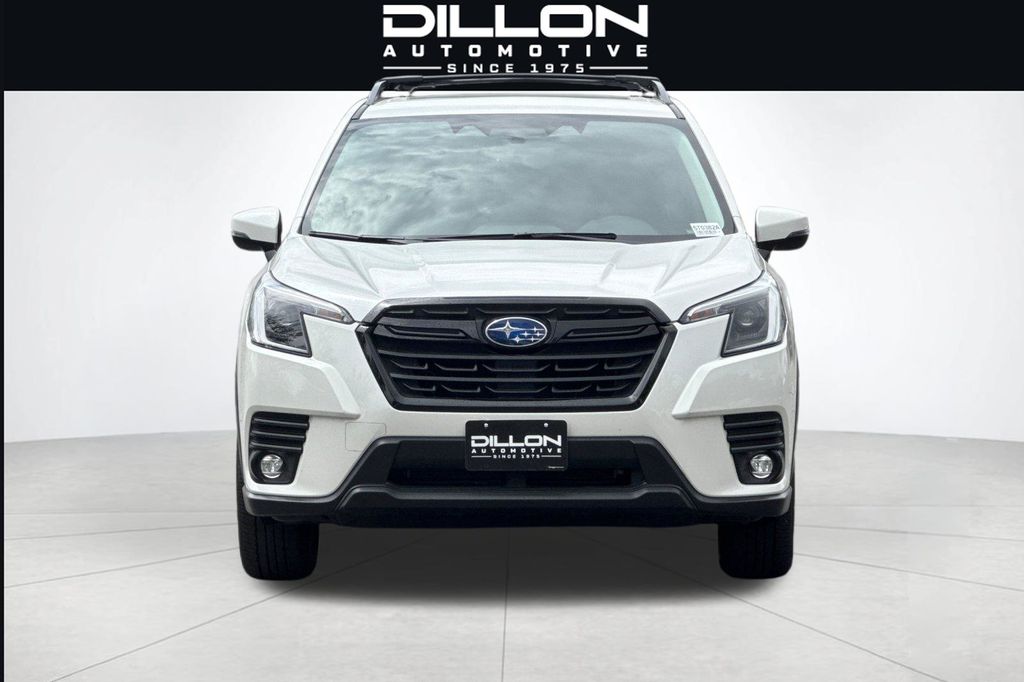 2024 Subaru Forester Limited - Photo 9