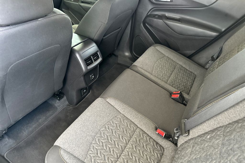 2024 Chevrolet Equinox LT - Photo 12