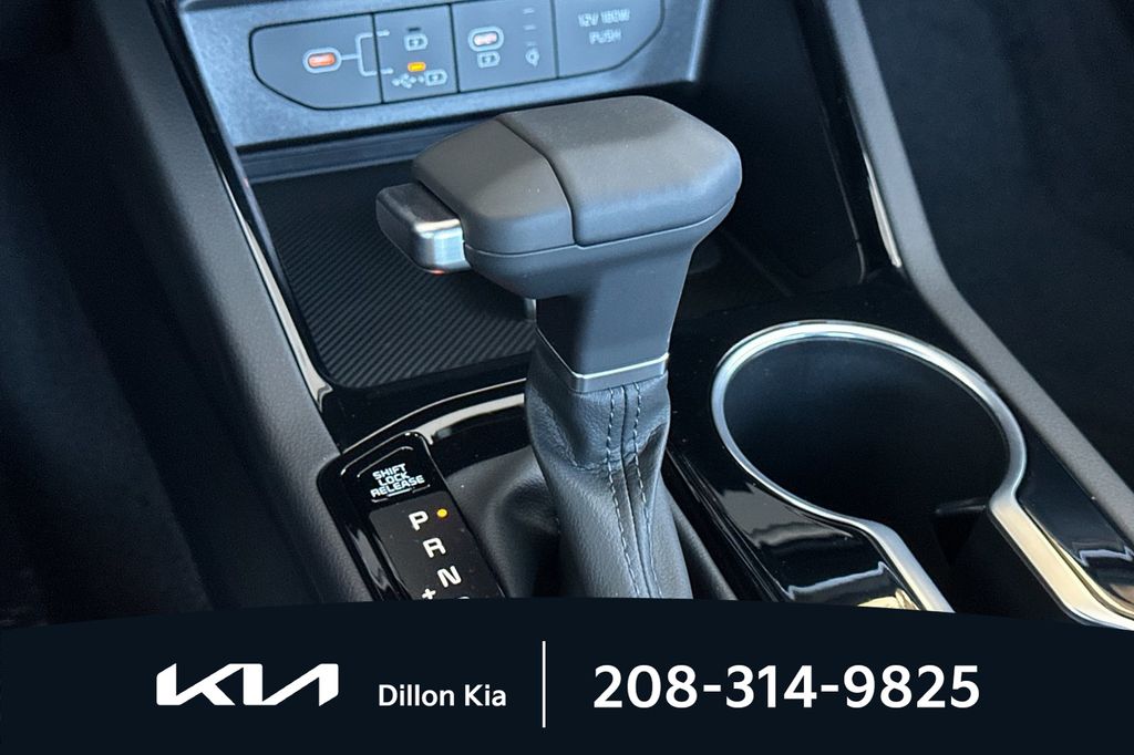 2026 Kia K5 GT - Photo 21