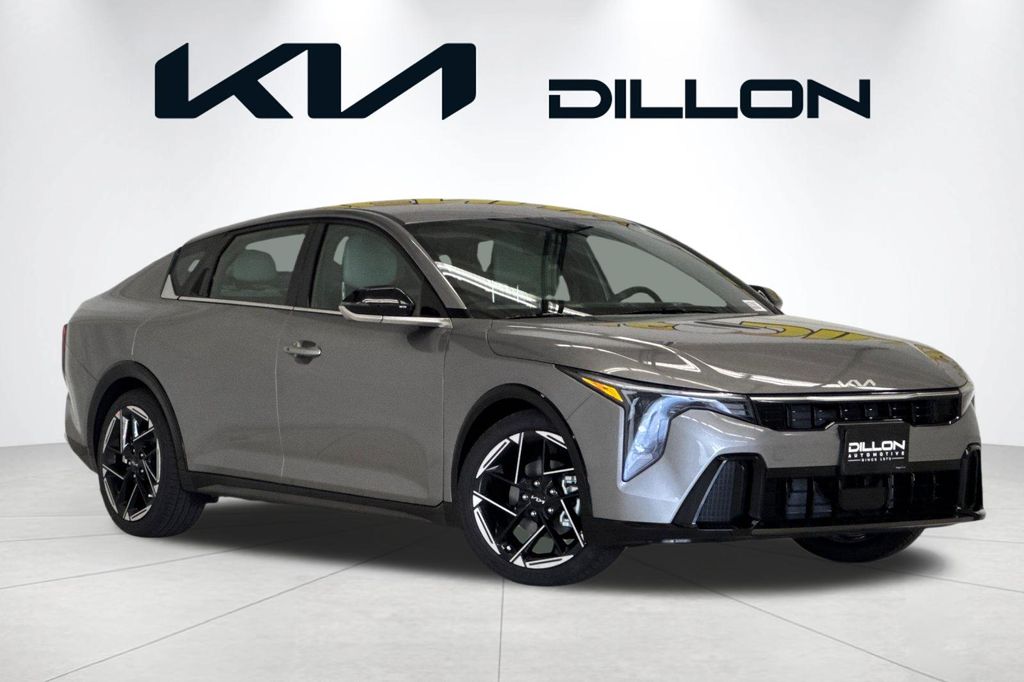 2026 Kia K4 GT-Line AT's photo