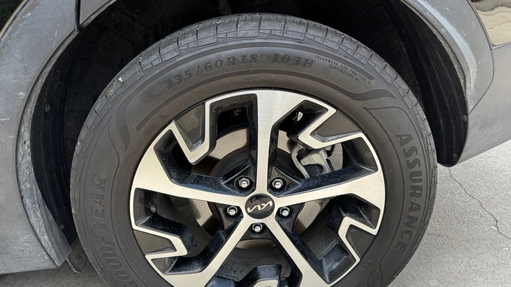 Certified 2024 Kia Sportage Hybrid EX SUV