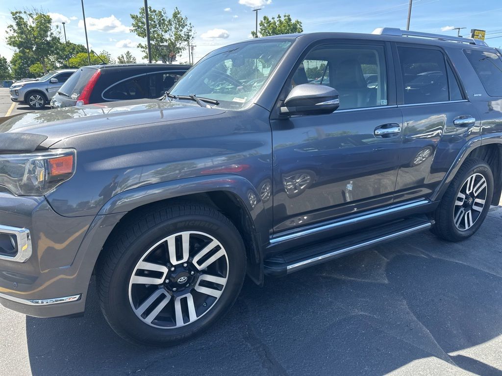 2014 Toyota 4Runner's photo