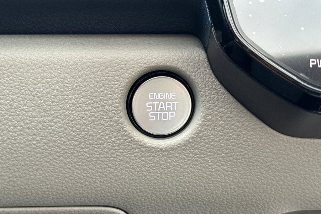 2025 Kia Carnival SX - Photo 23
