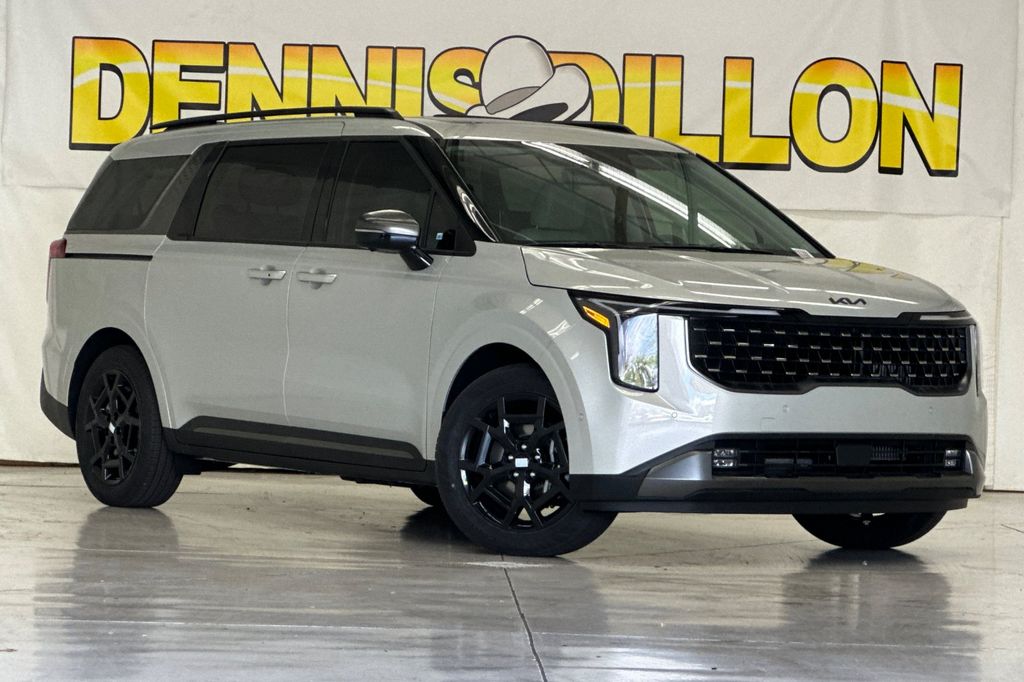 2026 Kia Sedona SX Prestige HEV's photo