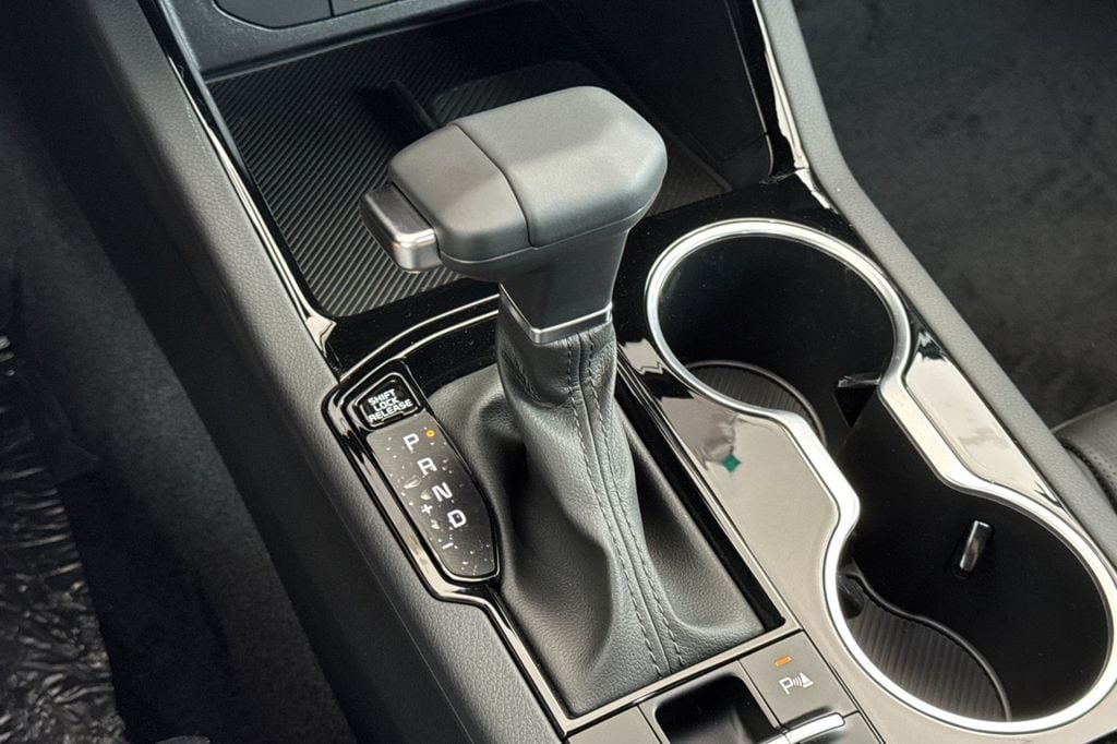 2026 Kia K5 GT - Photo 20