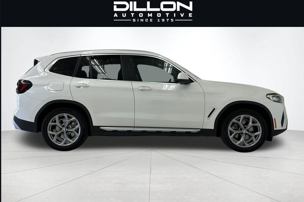 2023 BMW X3 30i - Photo 3