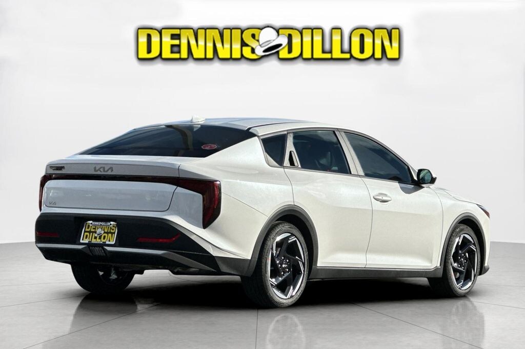 New 2026 Kia K4 EX Sedan