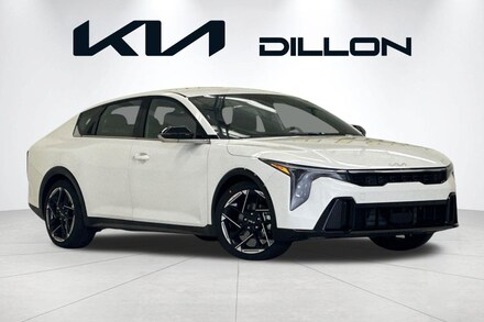 2025 Kia K4 GT-Line Sedan