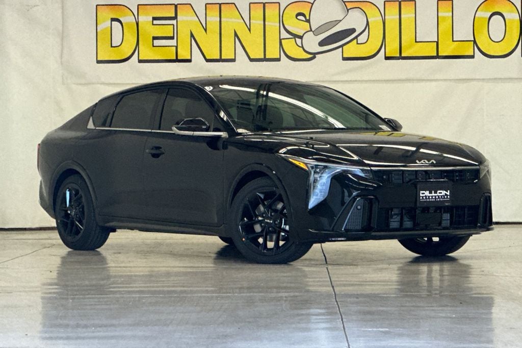 2026 Kia K4 GT-Line Turbo AT's photo