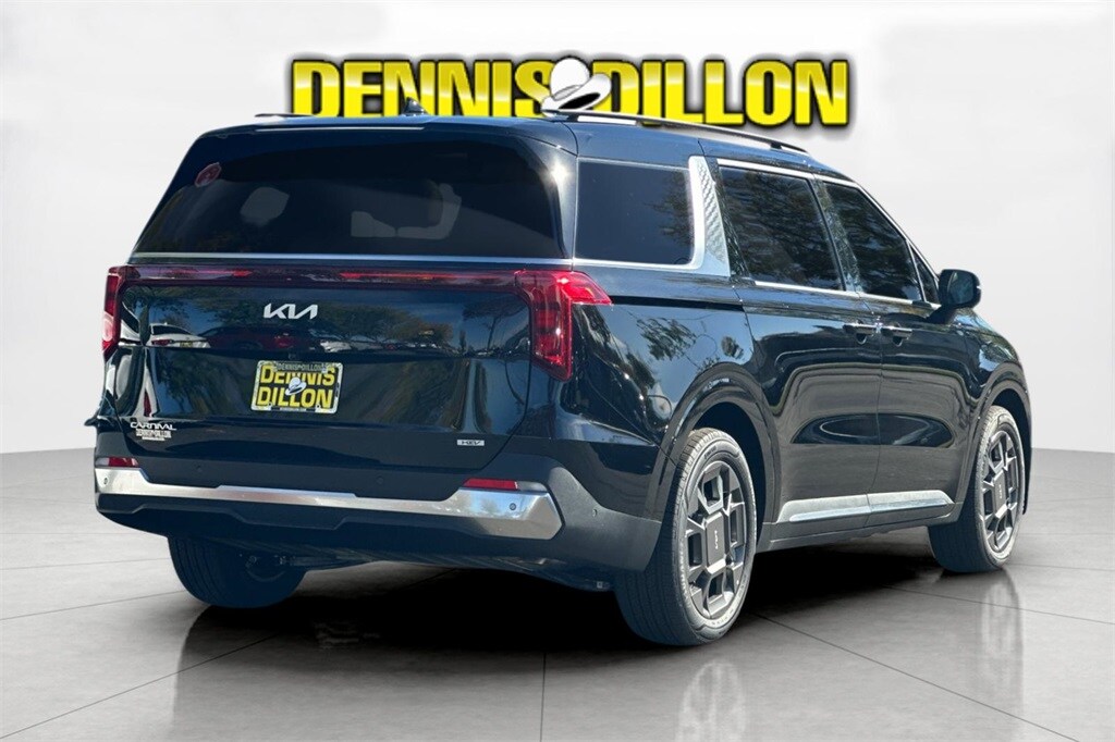 2026 Kia Carnival SX photo 2