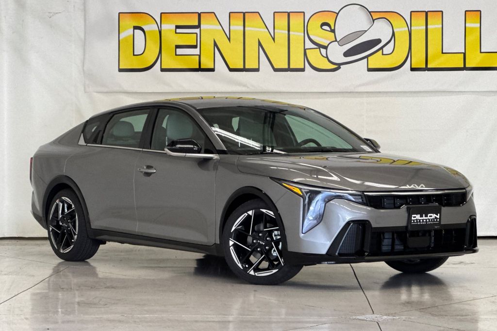 2026 Kia K4 GT-Line AT's photo