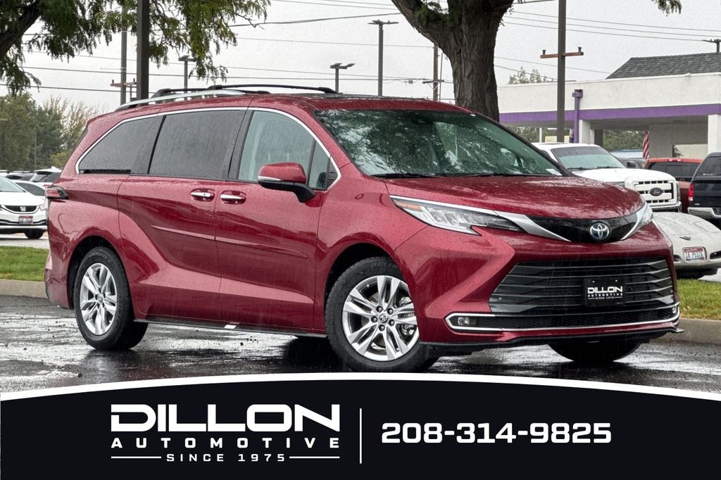 Used 2024 Toyota Sienna Limited 7 Passenger Van Passenger Van