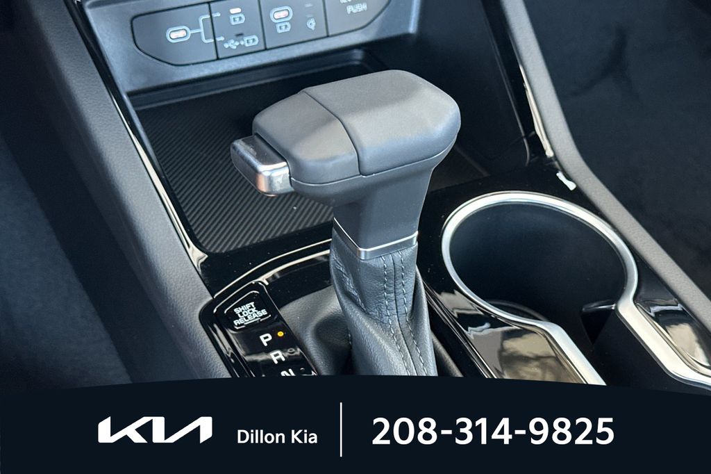 2026 Kia K5 GT - Photo 21