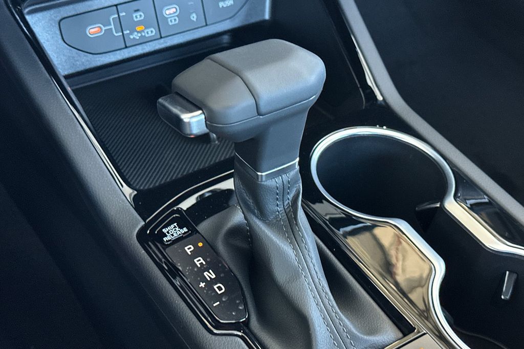 2026 Kia K5 GT - Photo 23