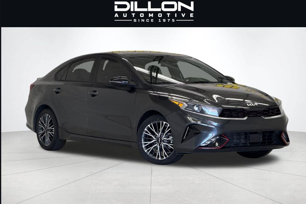2024 Kia Forte GT-Line AT's photo