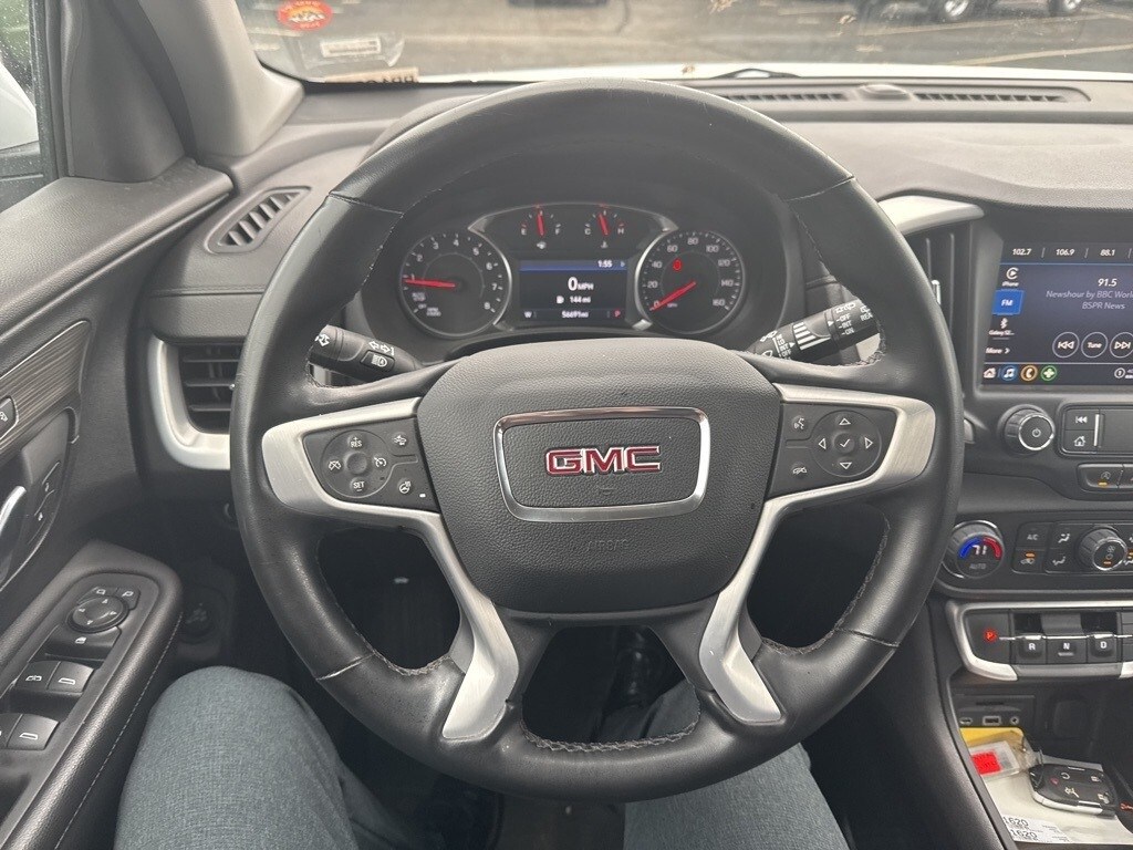 Used 2024 GMC Terrain SLT SUV