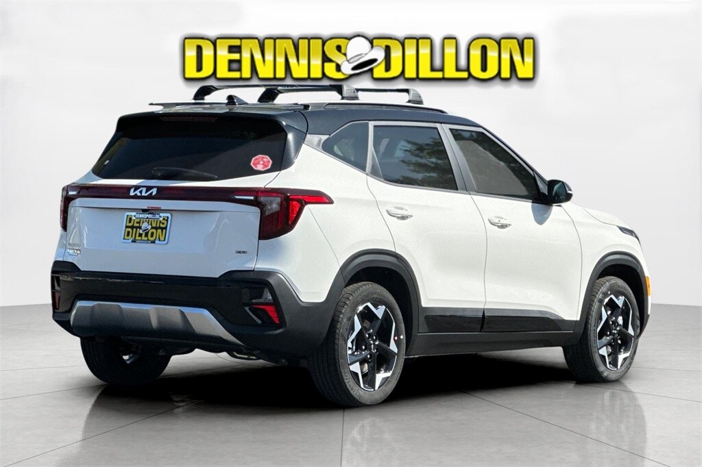 2026 Kia Seltos S photo 2